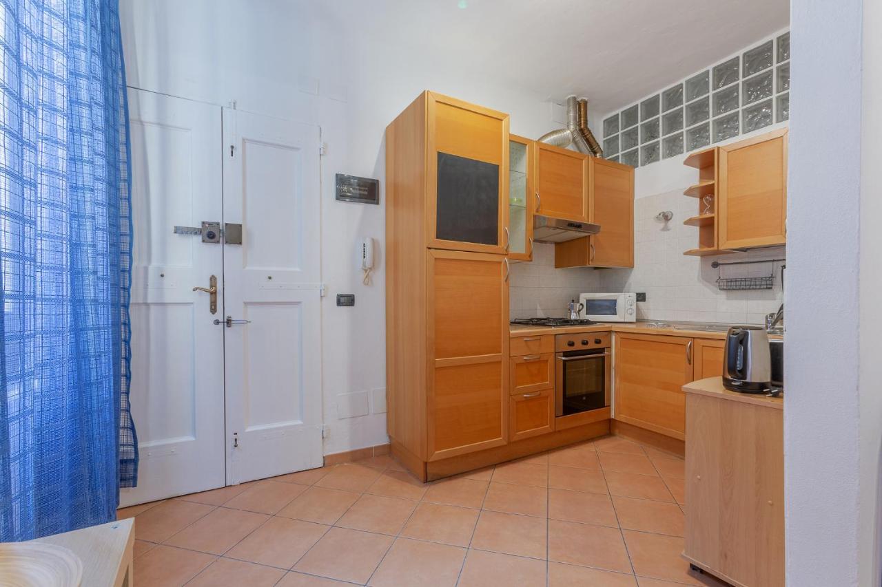 Piazza Aldrovandi Quiet Lovely Apartment Bologna Luaran gambar
