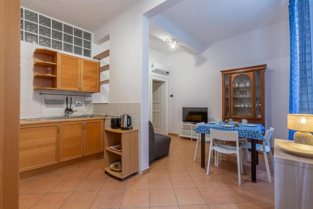 Piazza Aldrovandi Quiet Lovely Apartment Bologna Luaran gambar