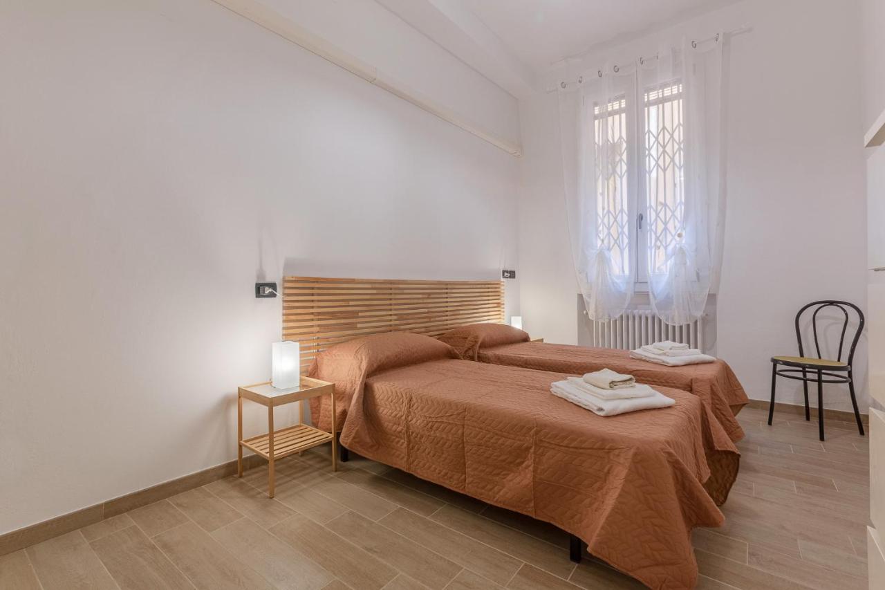 Piazza Aldrovandi Quiet Lovely Apartment Bologna Luaran gambar