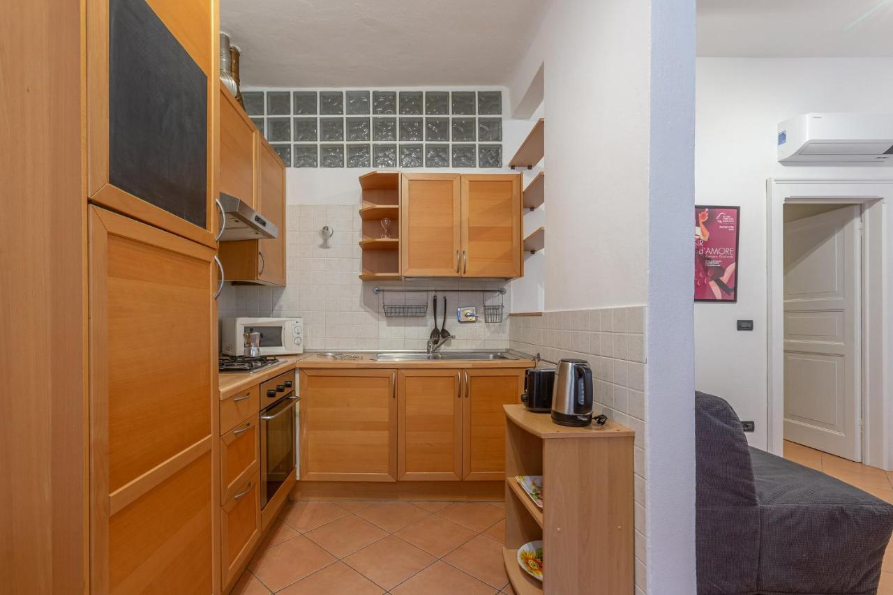 Piazza Aldrovandi Quiet Lovely Apartment Bologna Luaran gambar